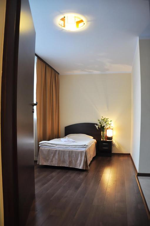 Hotel Pojezierze Szczecinek Bilik gambar