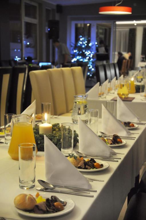 Hotel Pojezierze Szczecinek Luaran gambar
