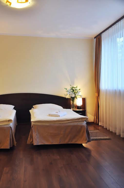 Hotel Pojezierze Szczecinek Luaran gambar