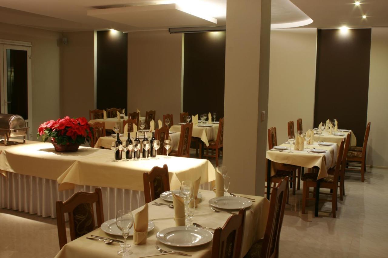 Hotel Pojezierze Szczecinek Luaran gambar